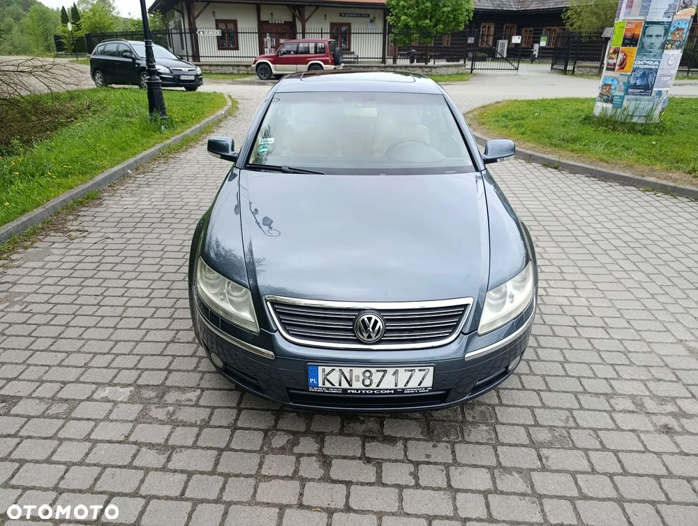 Volkswagen Phaeton - 4