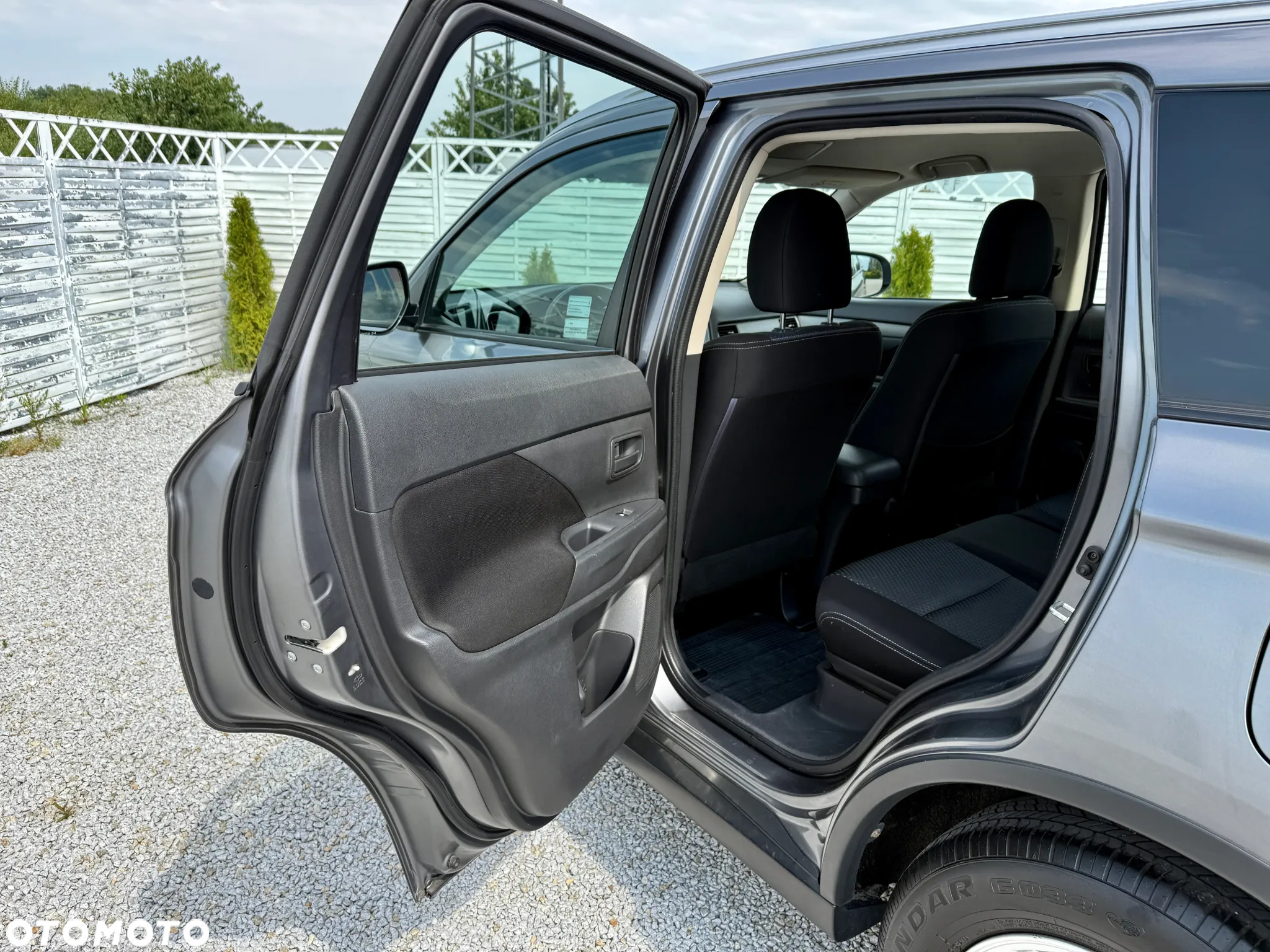 Mitsubishi Outlander 2.0 City Style 2WD - 20