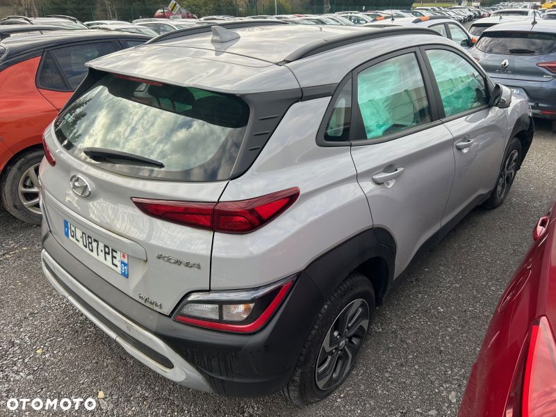Hyundai Kona - 4