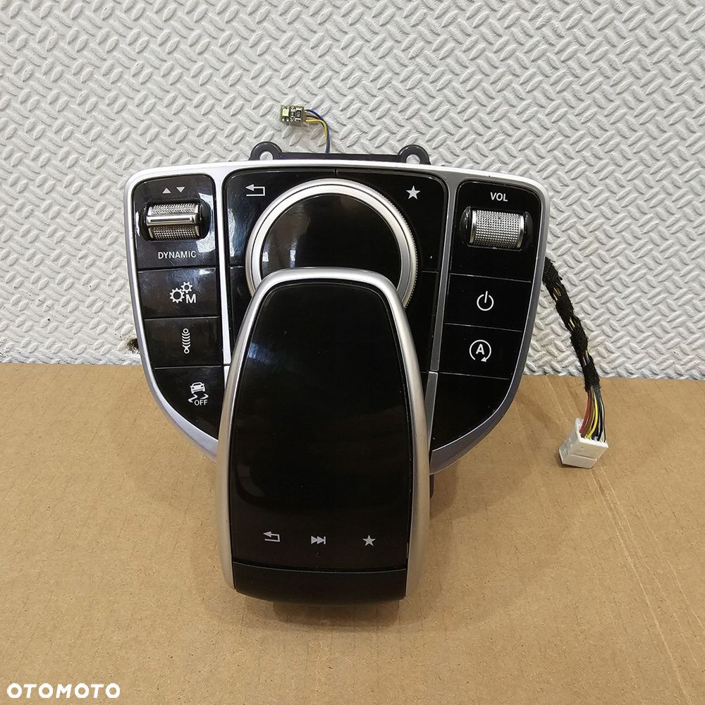 mercedes c-klasa w205 panel sterowanie touchpad kontroler - 1