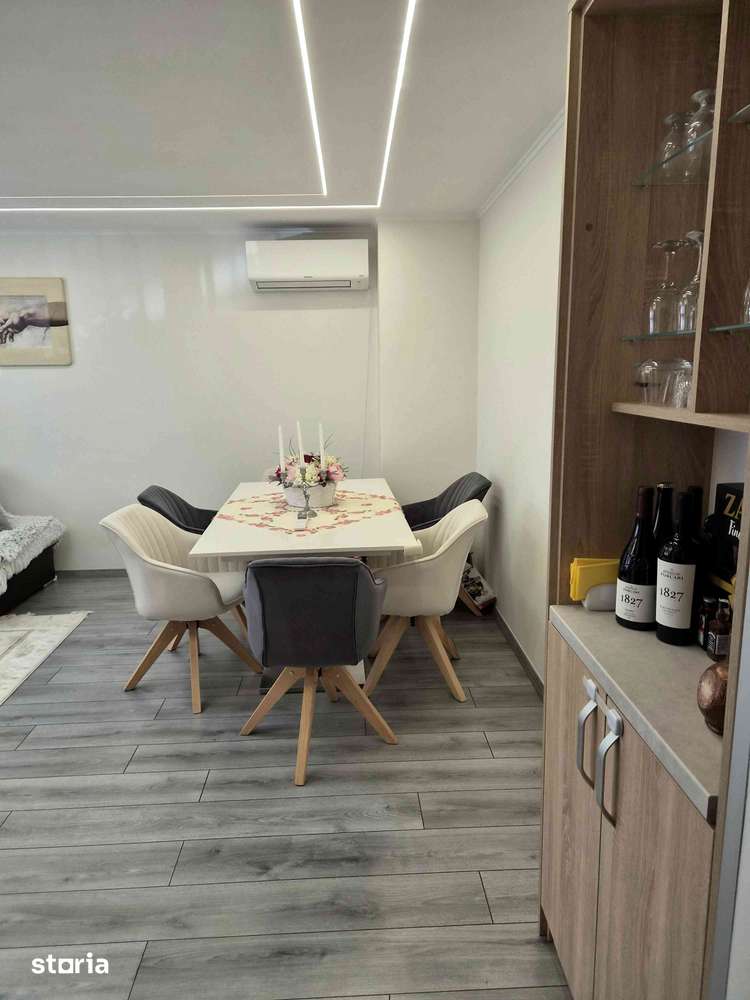De vânzare, Apartament 4 camere, Micro 17, Satu Mare — fotografia 3