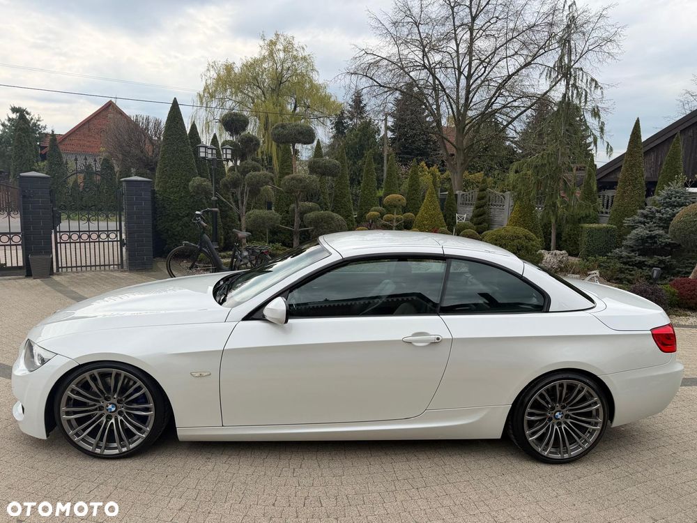 BMW Seria 3 335i Edition Exclusive - 34