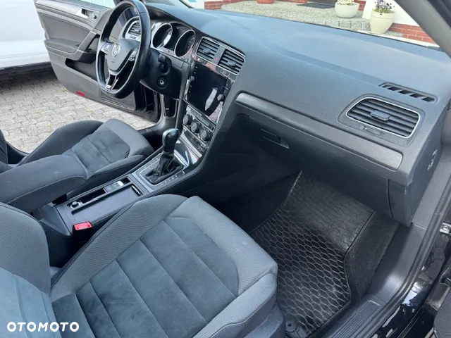 Volkswagen Golf 2.0 BlueTDI DSG Highline - 18