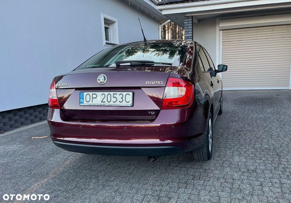 Skoda Rapid 2012 photo 4