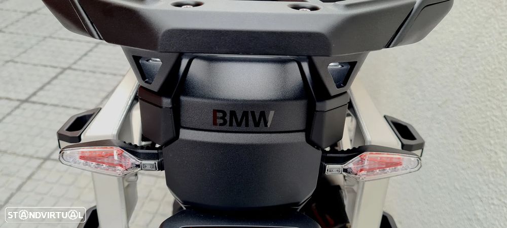 BMW R 1300 GS Adventure Triple Black Akrapovic - 35