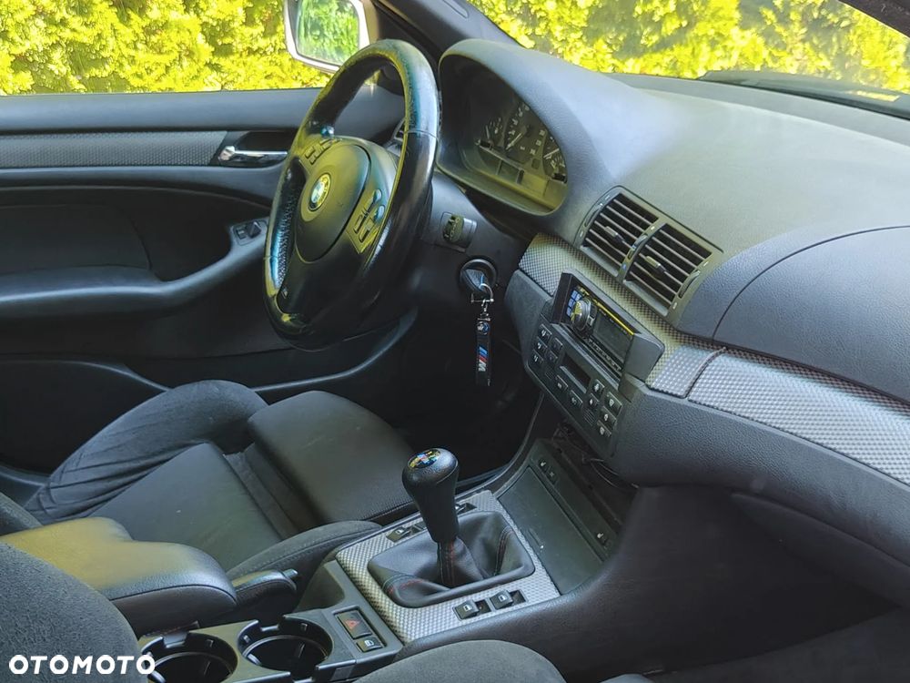 BMW Seria 3 325i - 6
