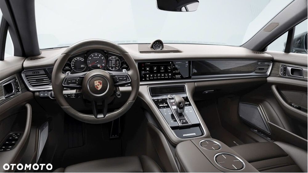 Porsche Panamera - 5