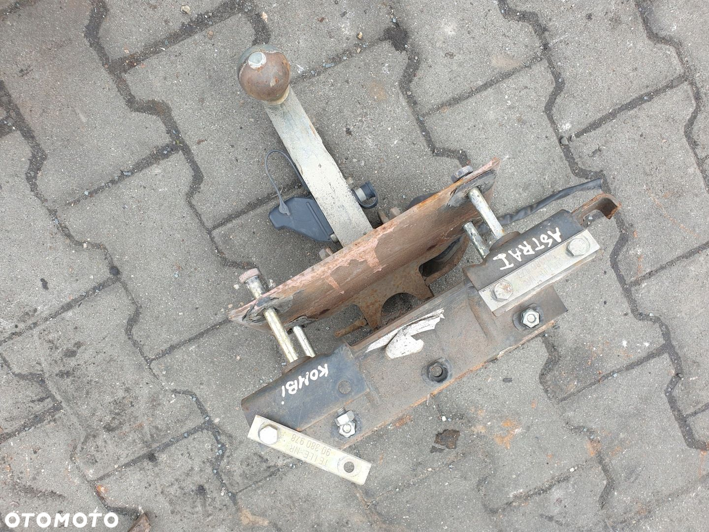 HAK HOLOWNICZY OPEL ASTRA I F KOMBI - 2