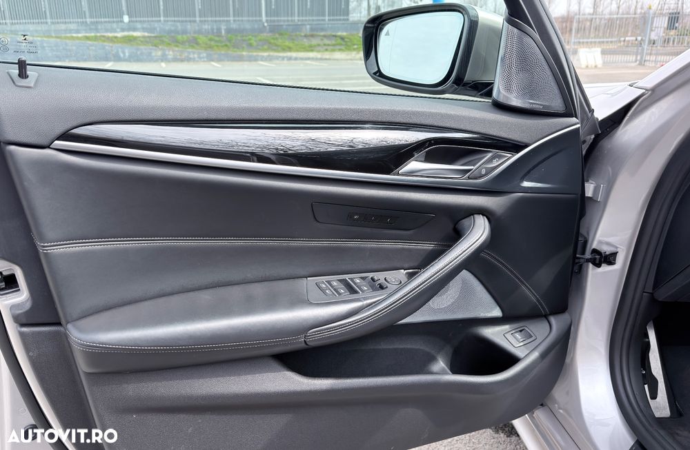 BMW M5 M550d xDrive AT - 25