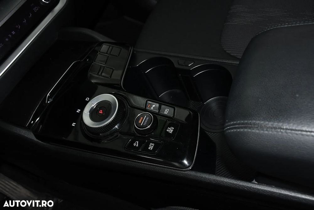 Kia Sportage 1.6 T-GDI PHEV 6AT 4x4 Style - 25