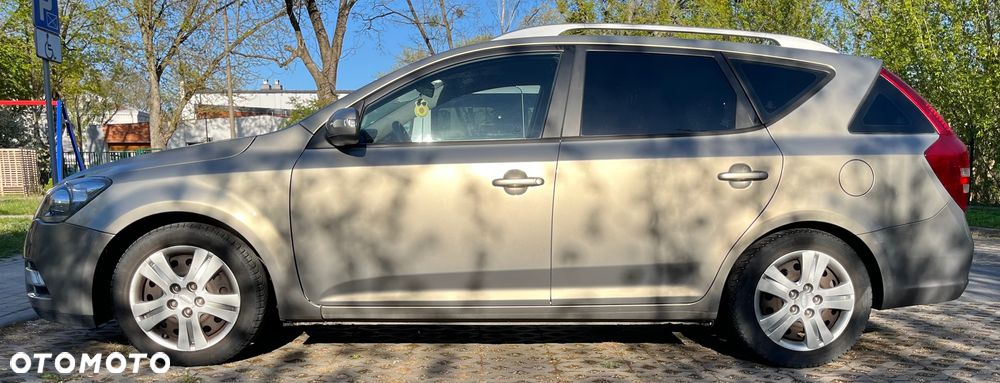 Kia Ceed 1.6 Crdi Comfort + - 3