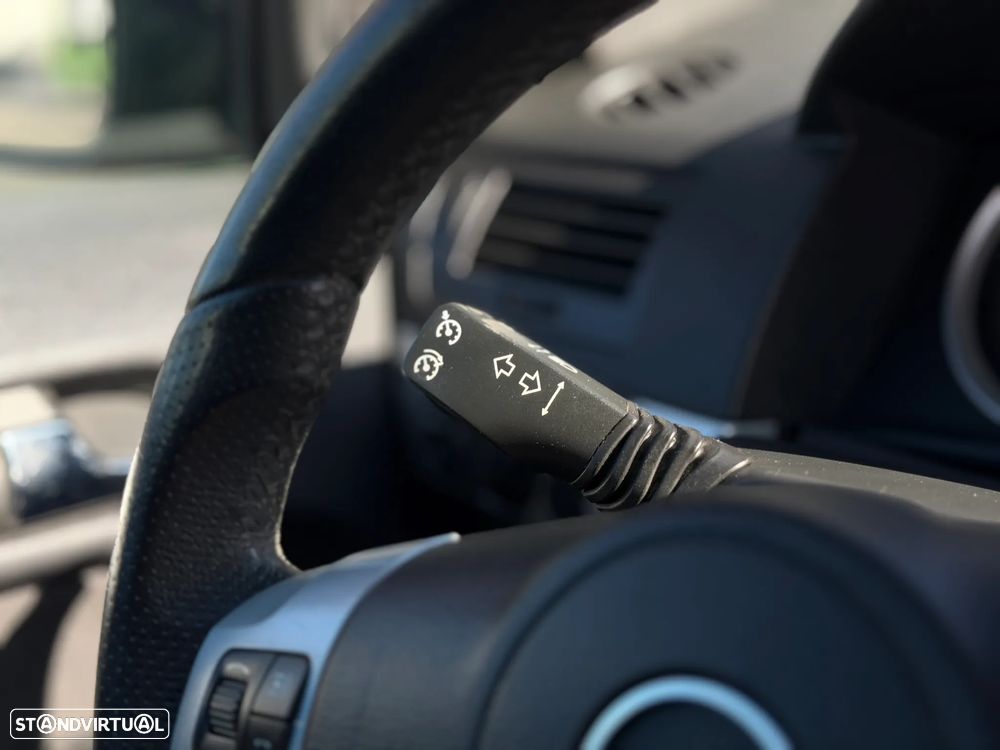 Opel Astra GTC 1.7 CDTI - 12