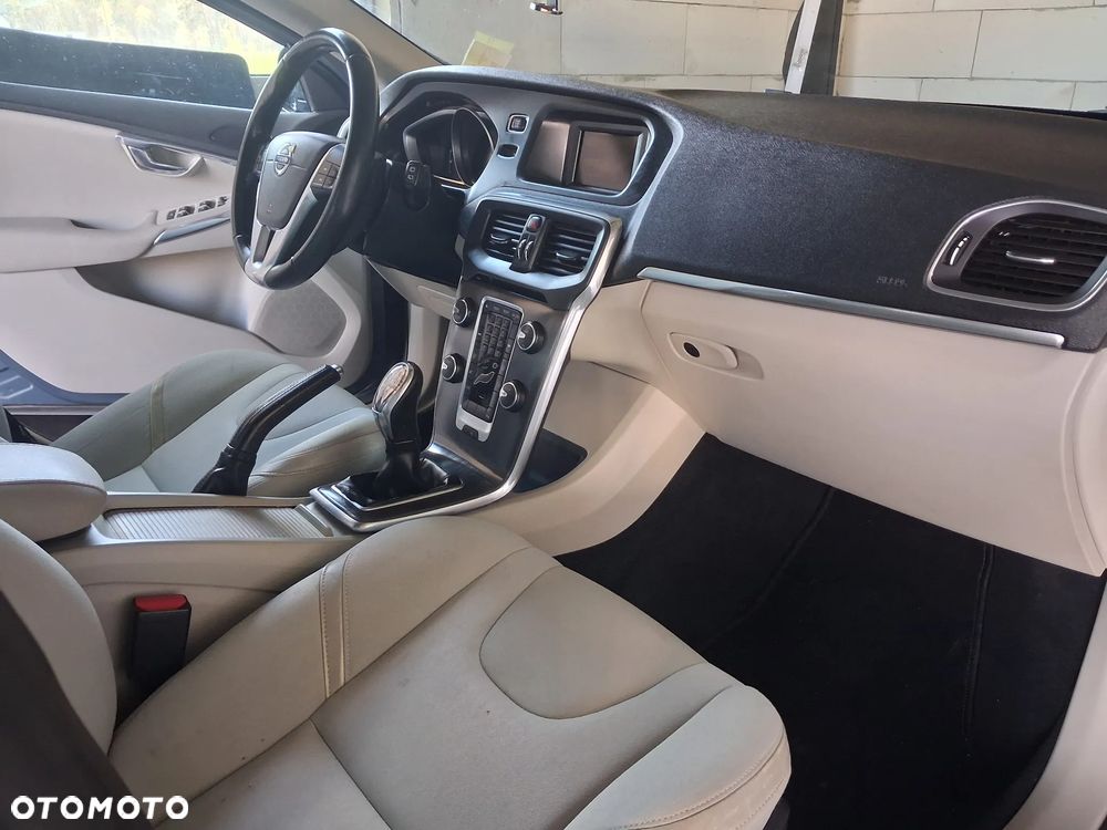 Volvo V40 D3 - 7