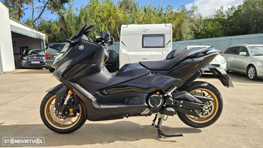 Yamaha TMAX TECHMAX - 8