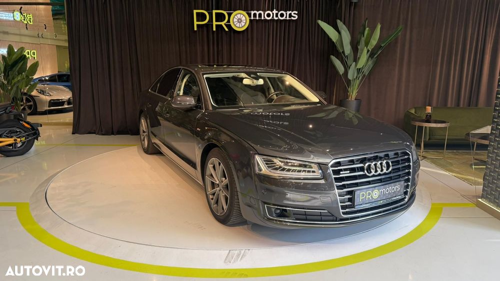 Audi A8 - 2