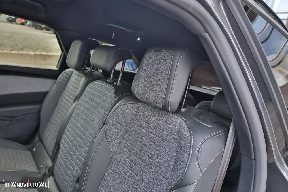 Peugeot 5008 1.2 Hybrid Allure Pack e-DCS6 - 10