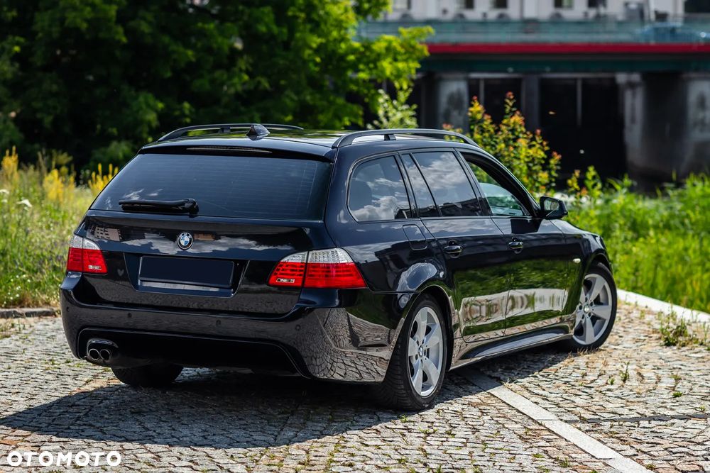 BMW Seria 5 530d xDrive Edition Sport - 12
