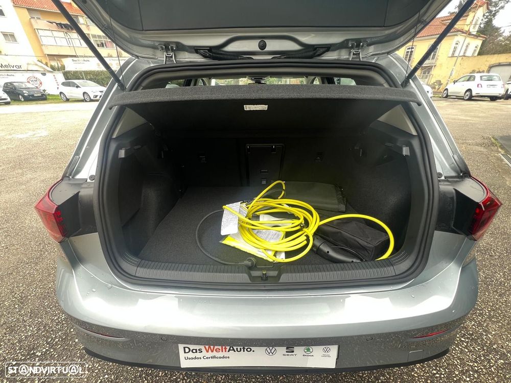VW Golf 1.5 TSI e-Hybrid Life DSG - 8