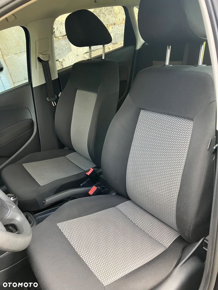Volkswagen Polo 1.4 16V Trendline - 13
