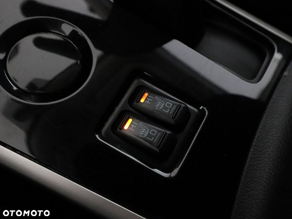 Mitsubishi Outlander 2.0 2WD Edition 100 - 27