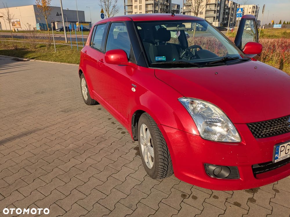 Suzuki Swift 1.3 DDiS GLX / Comfort - 2