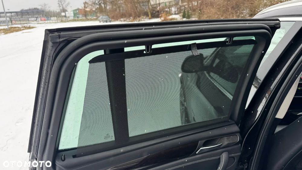 BMW X3 xDrive28i Sport-Aut xLine - 32