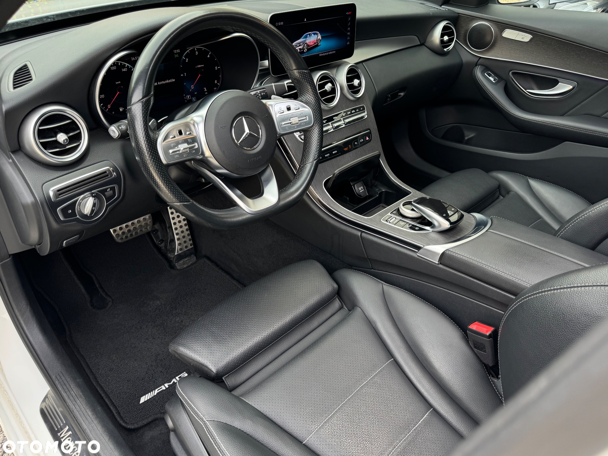 Mercedes-Benz Klasa C 220 d T 9G-TRONIC AMG Line - 6