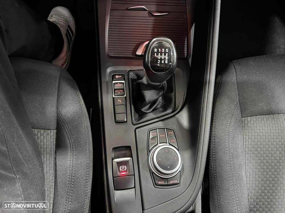 BMW X1 16 d sDrive Advantage - 35