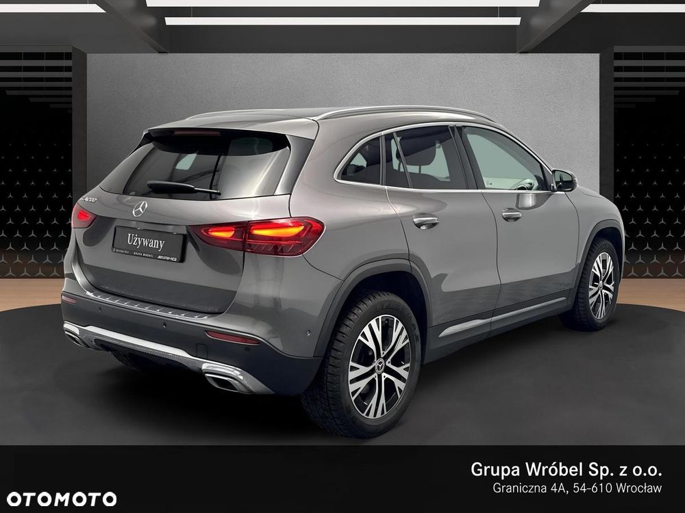 Mercedes-Benz GLA 200 Progressive - 6