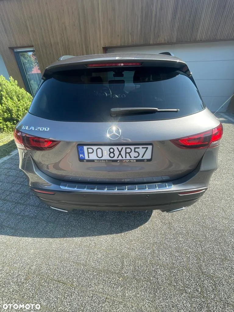 Mercedes-Benz GLA 200 Business Edition - 6
