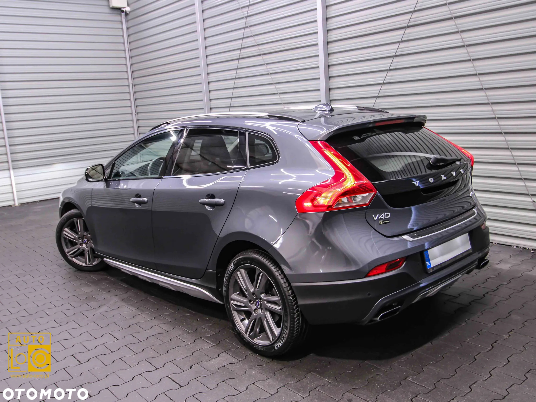 Volvo V40 Cross Country T4 AWD Summum - 4