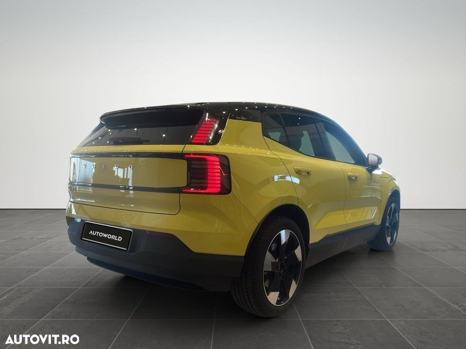 Volvo EX30 Single Motor Extended Range Plus - 7