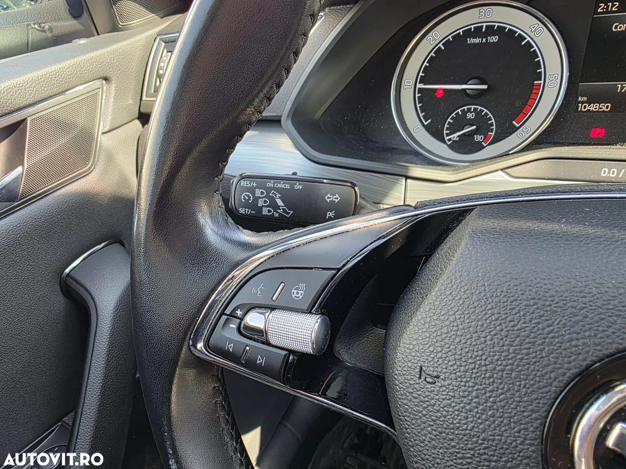 Skoda Superb Combi 2.0 TDI DSG Ambition - 9