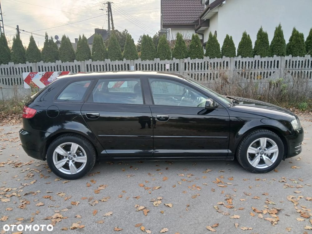 Audi A3 Sportback - 8