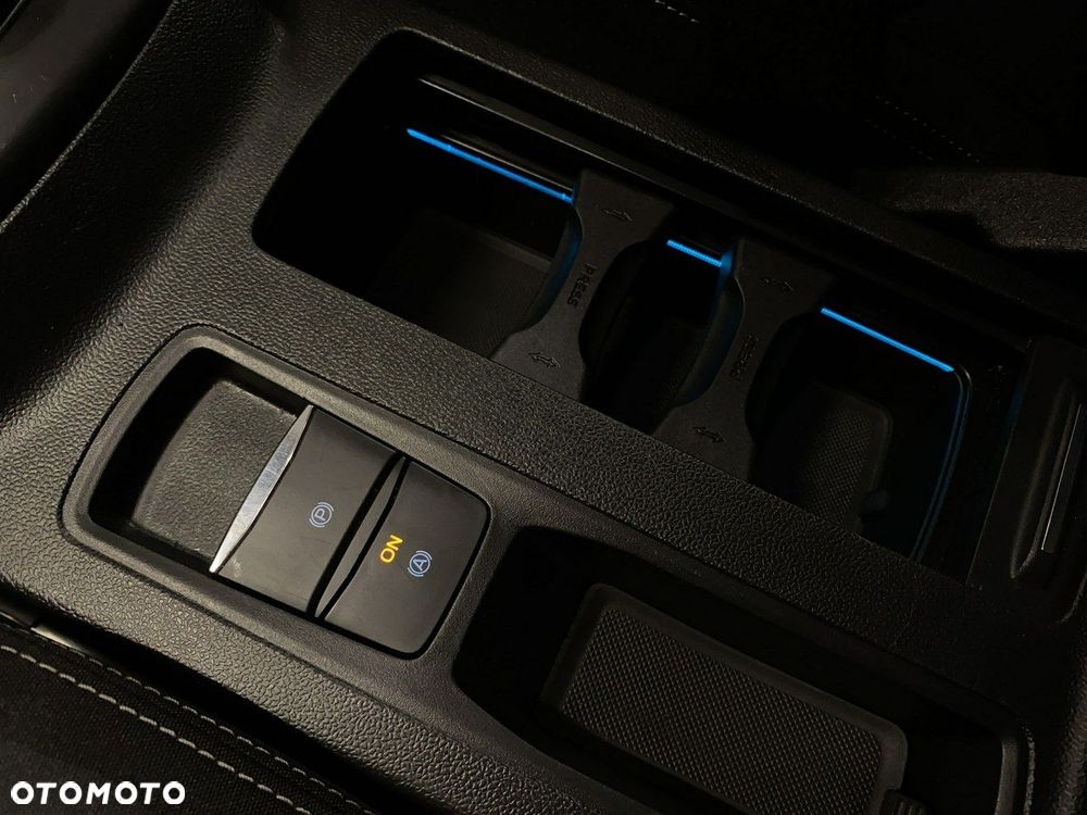 Ford Focus - 24