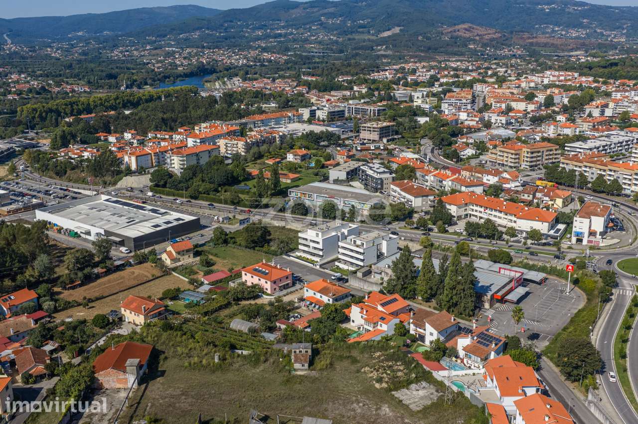 Exclusivo Apartamento T3 Duplex Contemporâneo (2024) - Grande imagem: 3/31