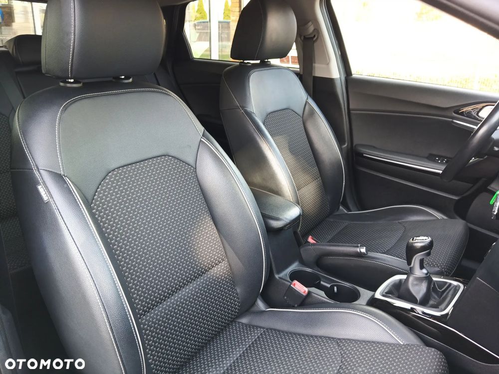 Kia Ceed 1.4 L Business Line - 17