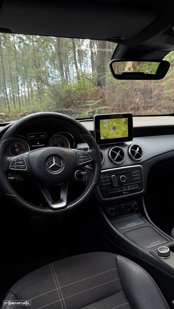 Mercedes-Benz CLA 200 - 25