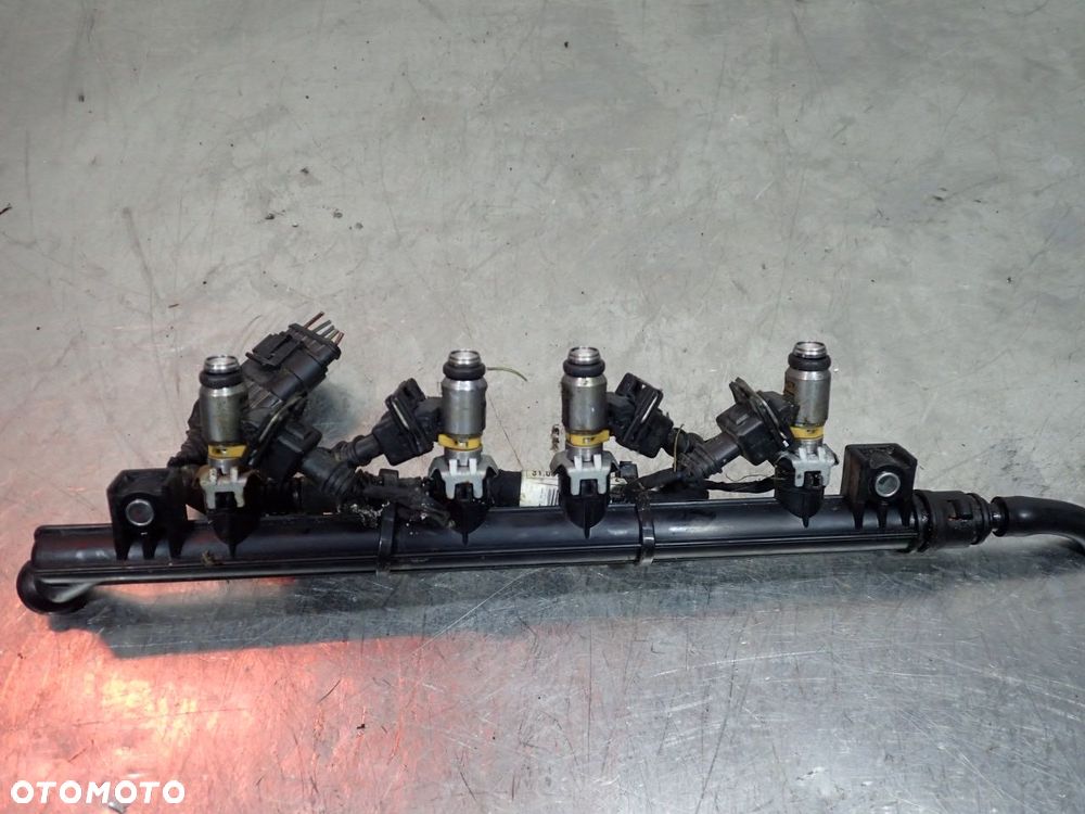 LISTWA WTRYSKOWA FORD KA MK2 - 2