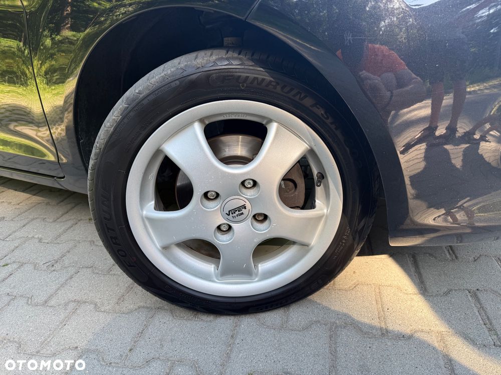 Ford Fiesta 1.25 Champions Edition - 12