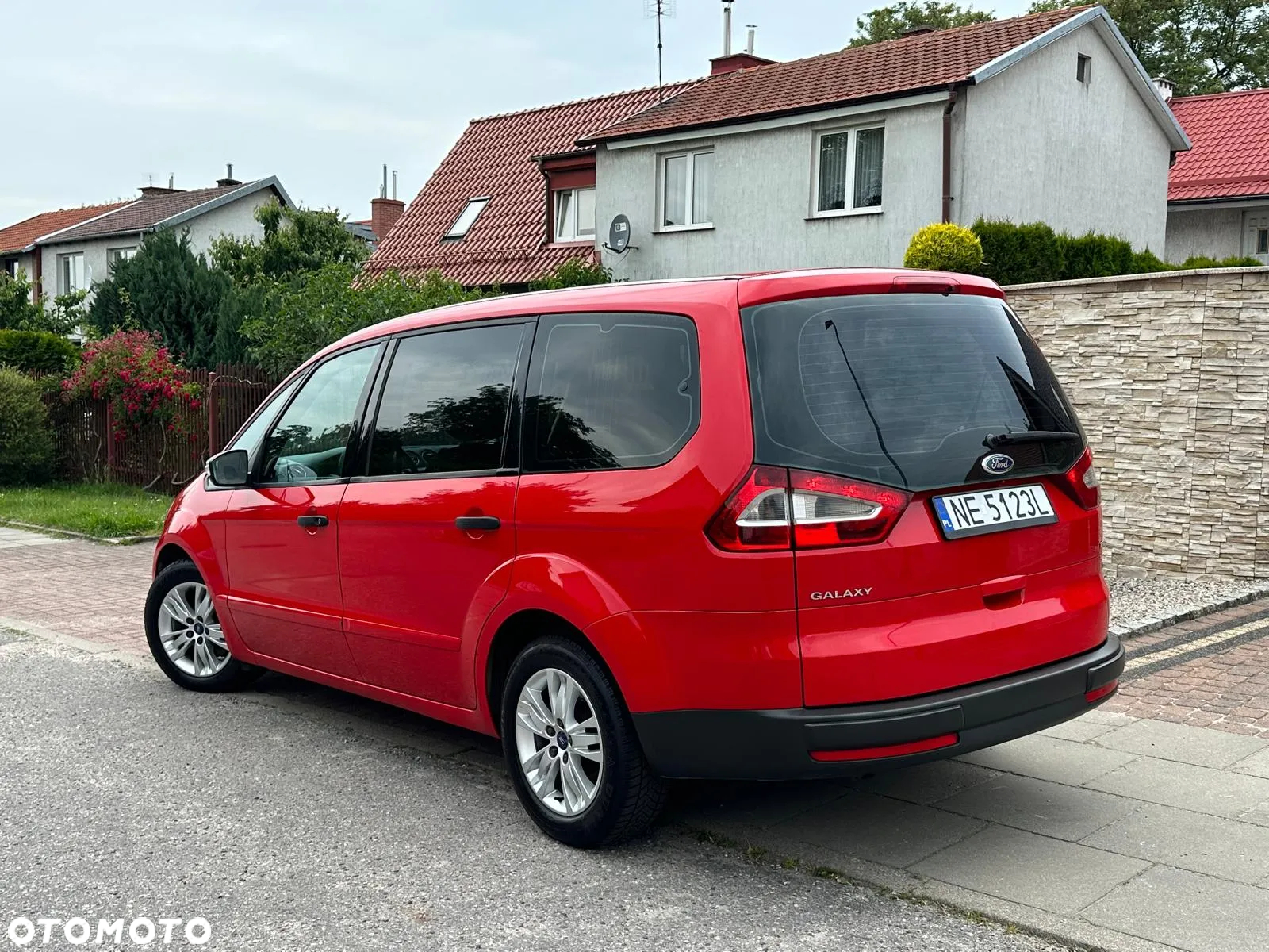 Ford Galaxy - 2