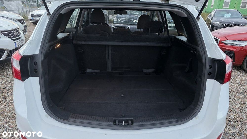 Hyundai i30 - 21
