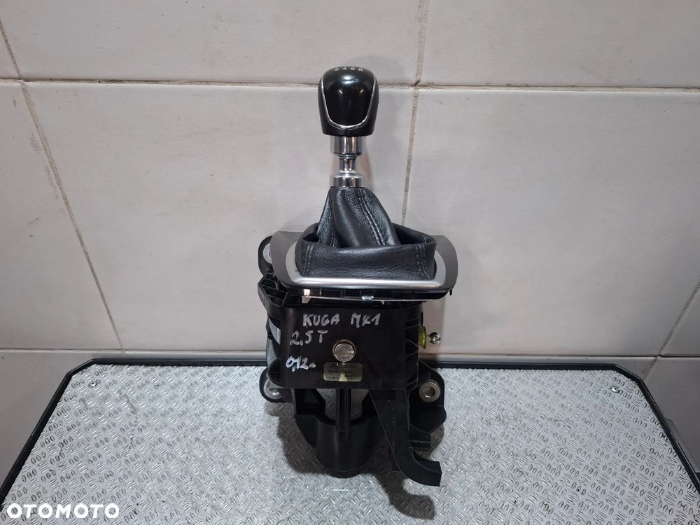 Lewarek zmiany biegów wybierak Ford Kuga Mk1 2,5T 2012 rok nr 9V4R7C453UE - 1