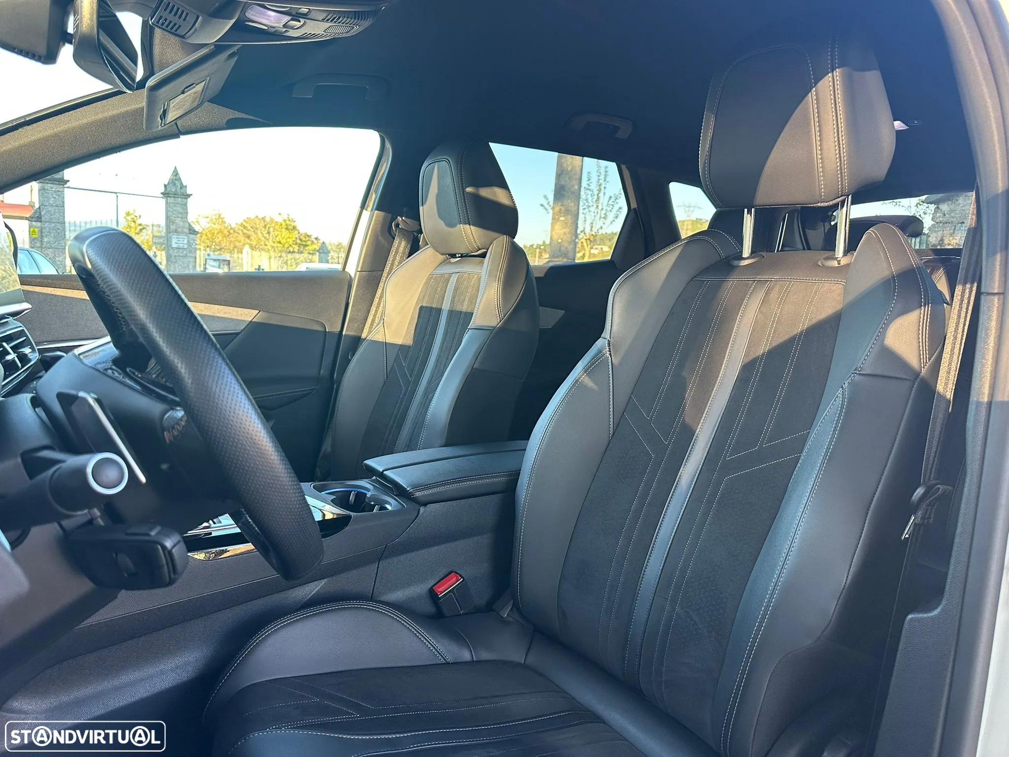 Peugeot 3008 1.2 PureTech GT Pack EAT8 - 9