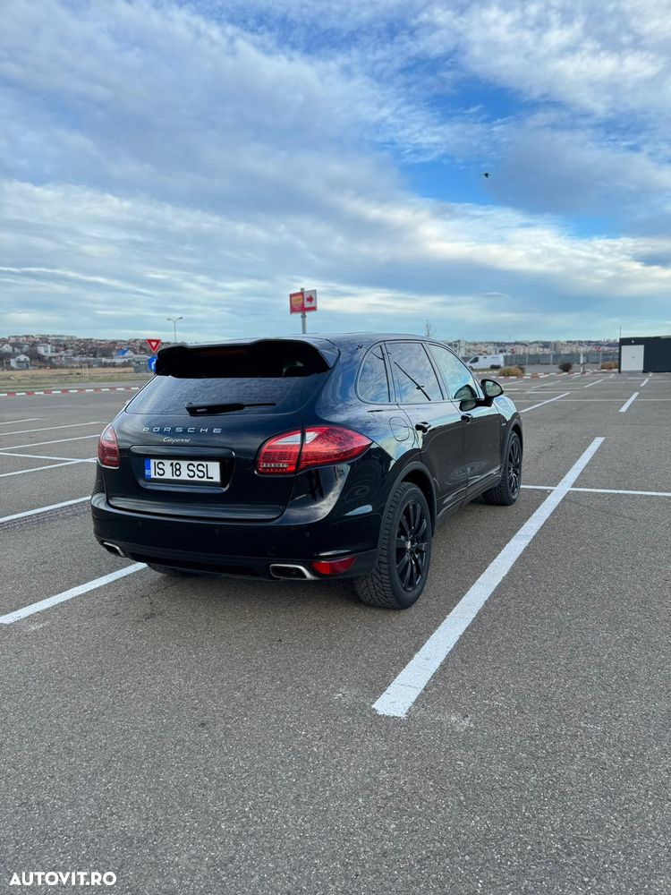 Porsche Cayenne Platinum Edition - 16