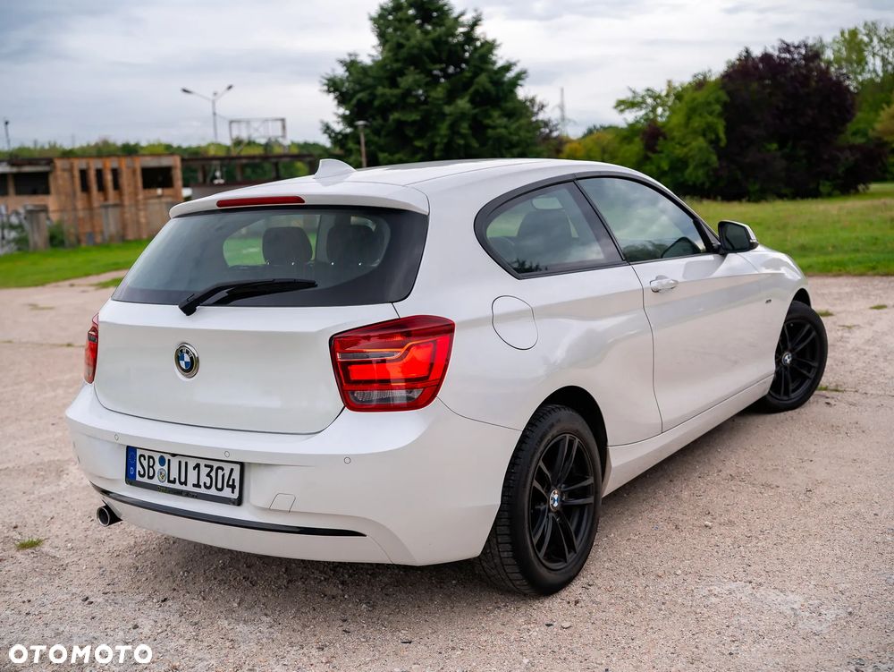 BMW Seria 1 116d Sport Line - 16