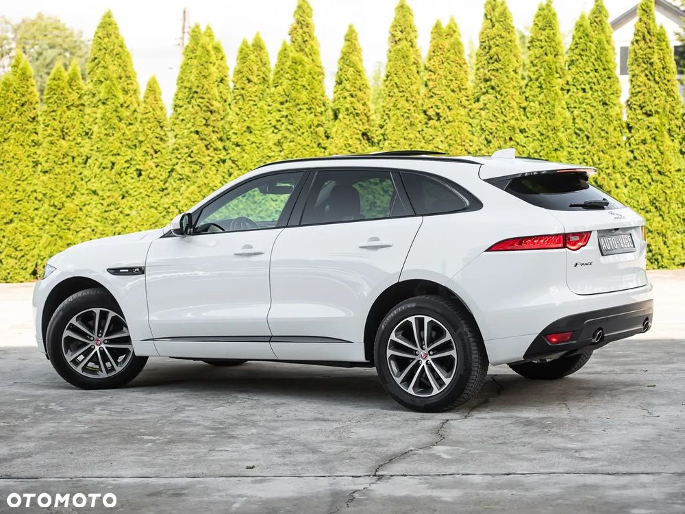 Jaguar F-Pace P250 AWD R-Dynamic S - 10