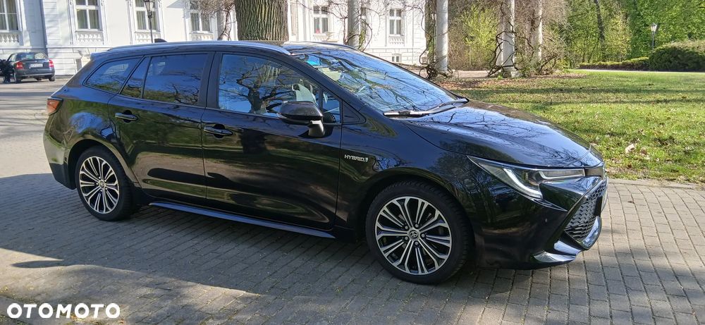 Toyota Corolla ver-2-0-hybrid-executive - 2