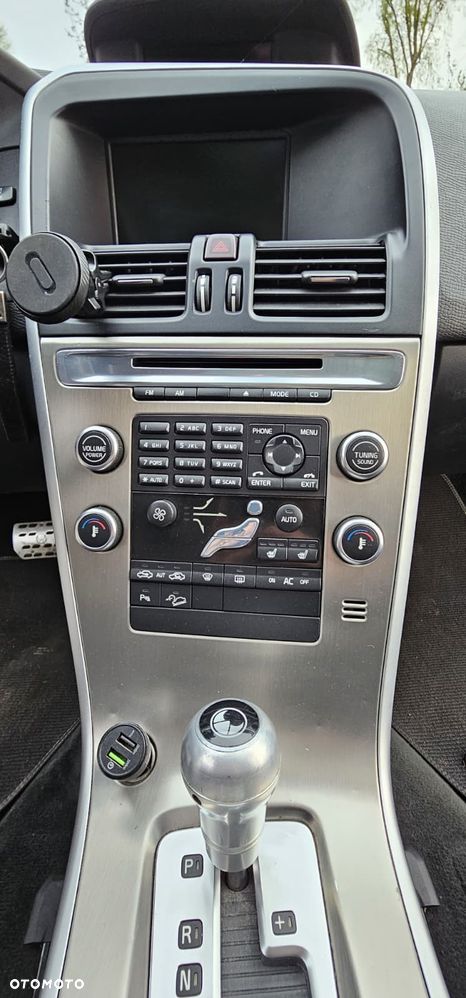Volvo XC 60 - 32