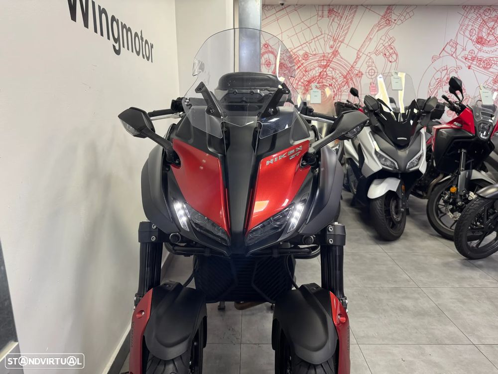 Yamaha Niken 900 GT - 4